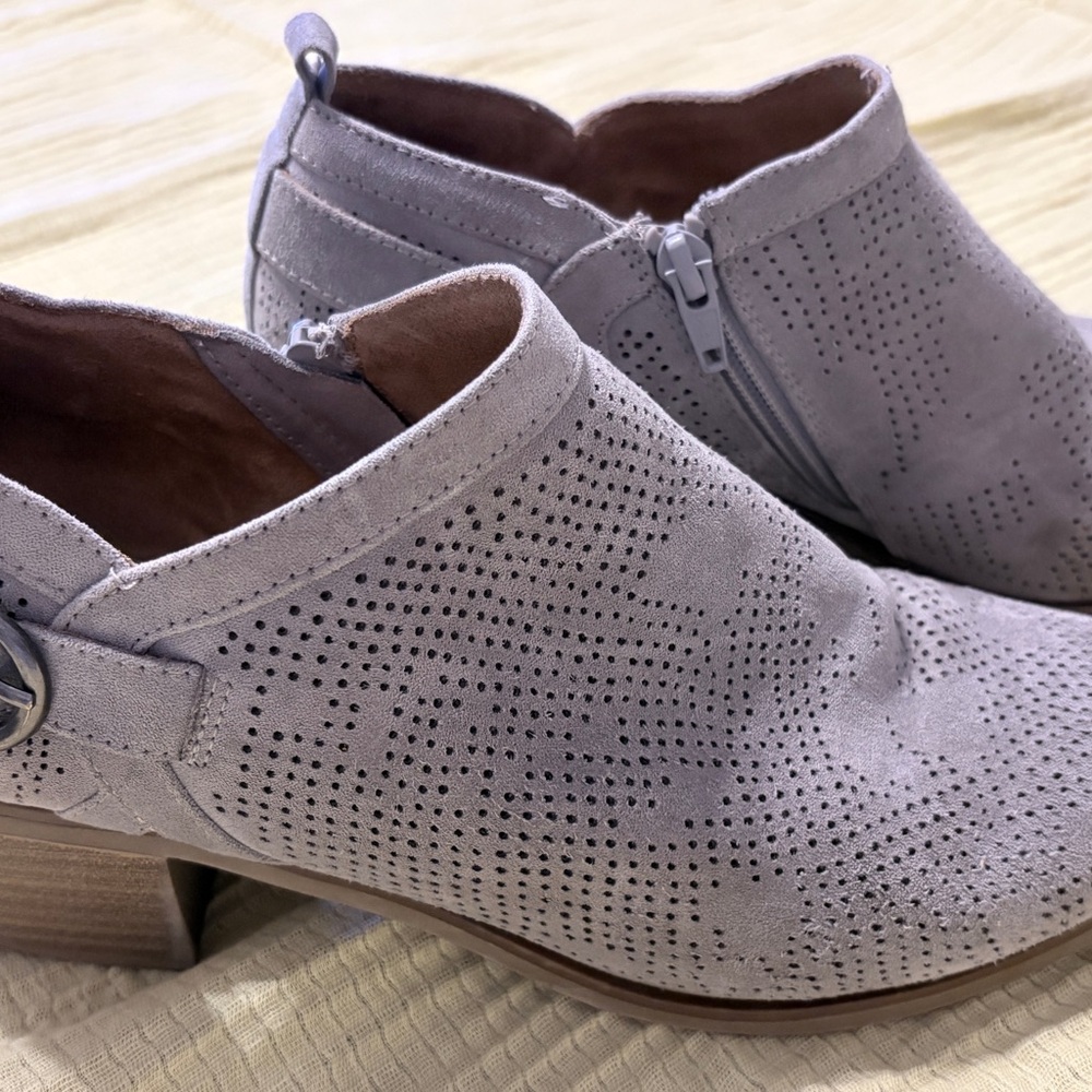 Perforated Suede Ankle Booties - Light Gray